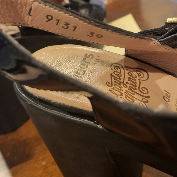 Wonders Made in Spain Buckle Straps Open Toe High Block Heel Platform Sz 8.5-9 - Picture 10 of 11